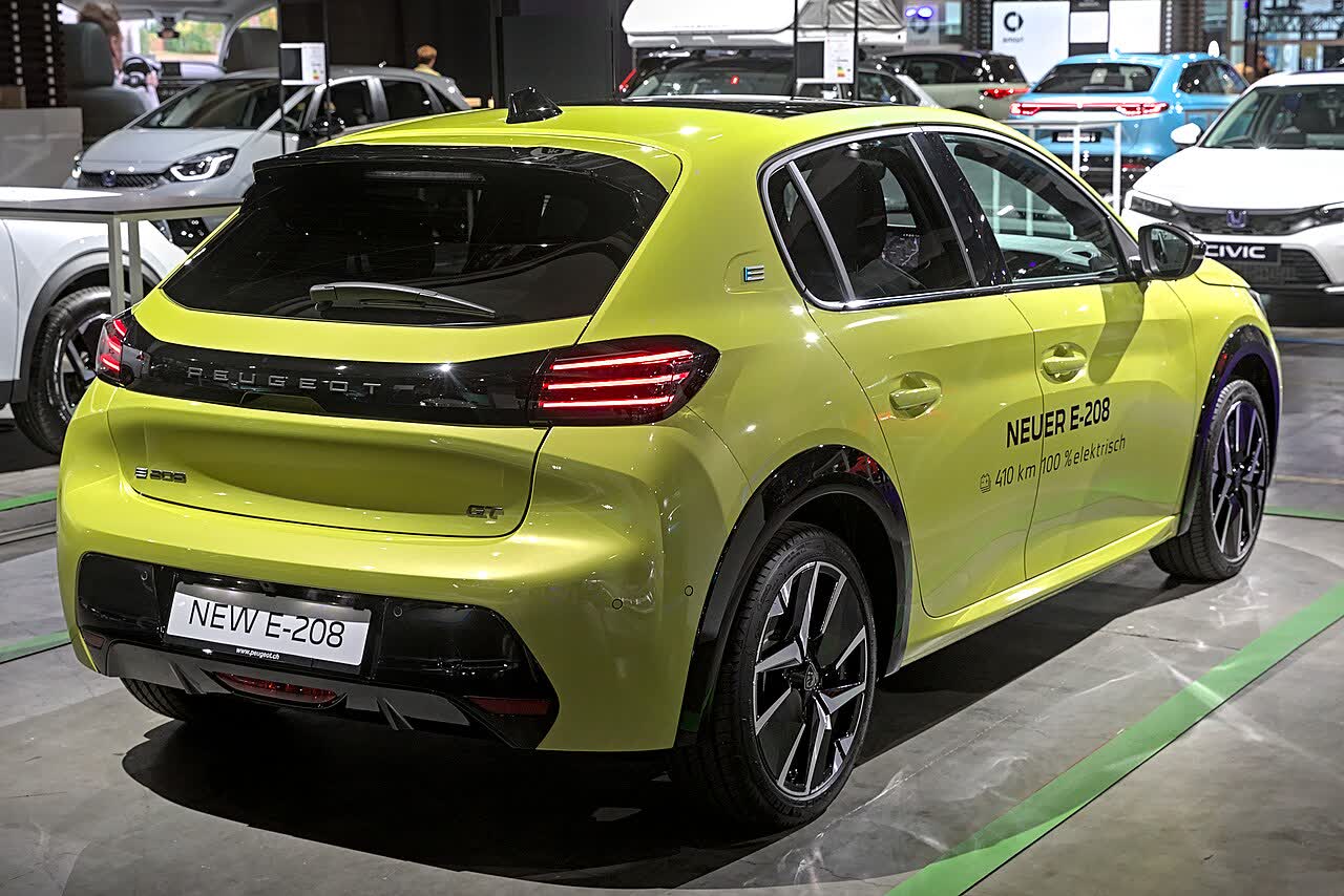 Peugeot e-208 GT 51 kWh (2025)