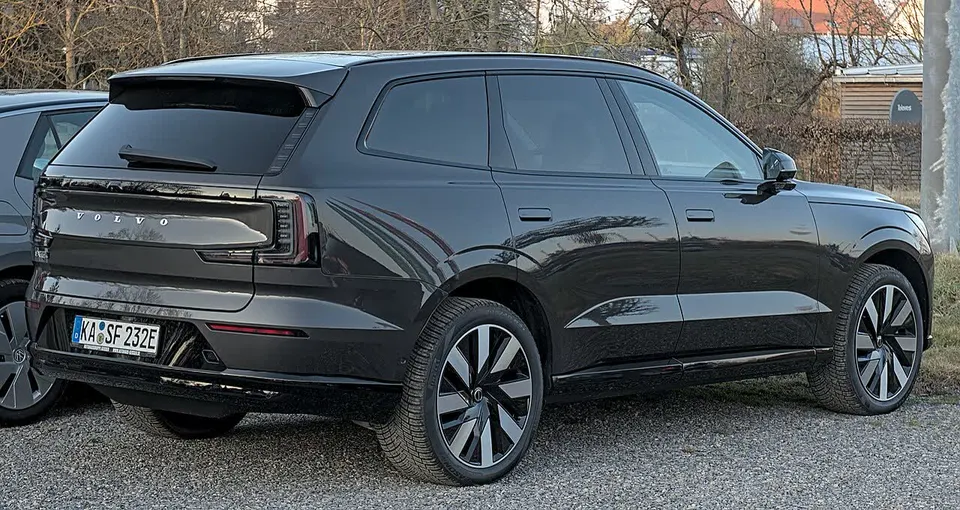 Volvo EX90 Twin Motor (2026)