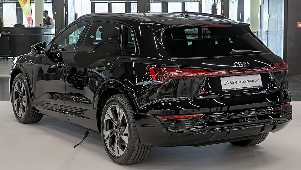 Audi Q8 e-tron 55 (2025)